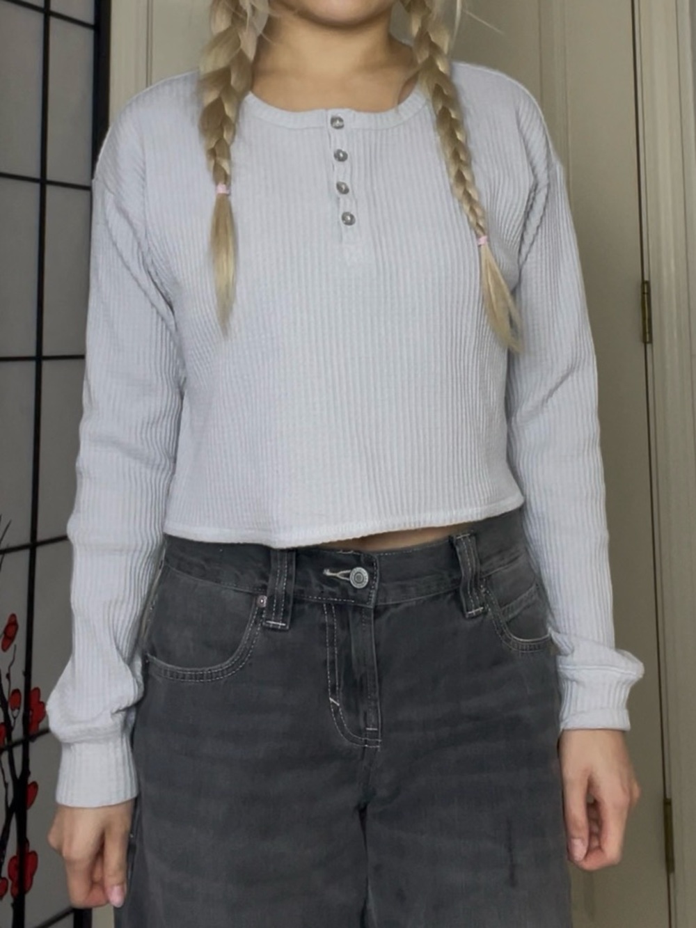 Light Grey Gray Waffle-Knit Cropped Long-Sleeve Henley Button-Up Top
